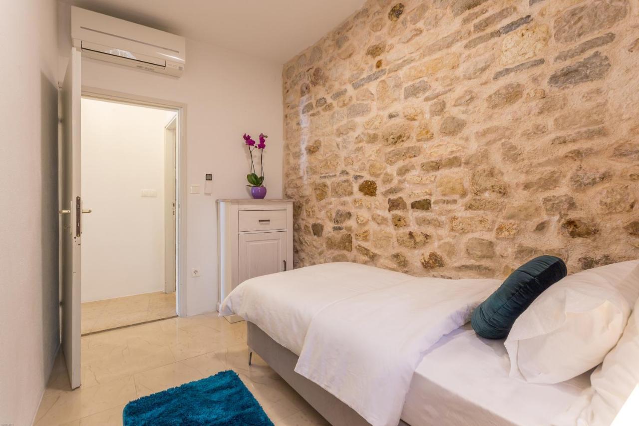 Lola Apartments - Zf Hvar Hvar Town Esterno foto