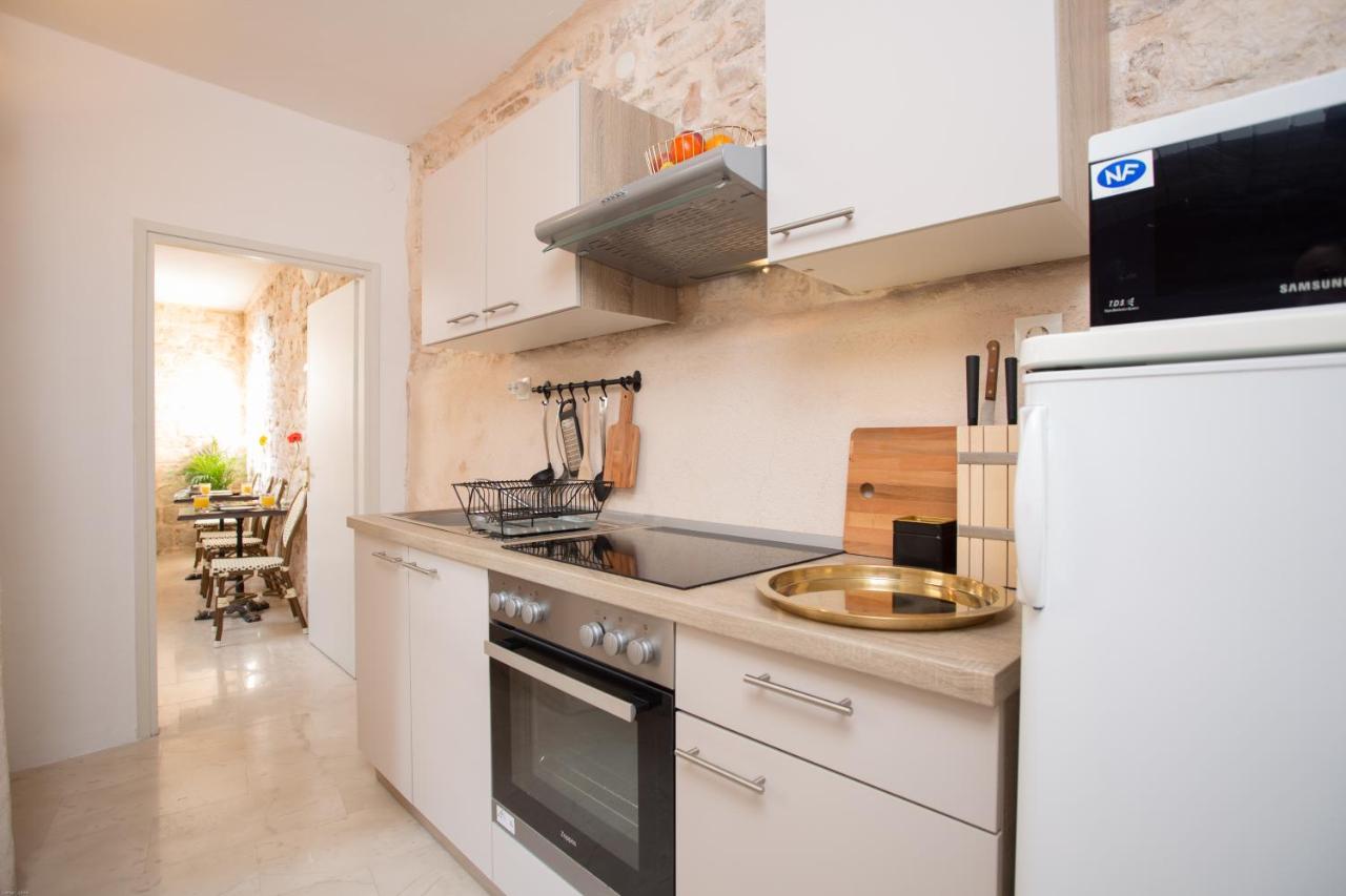Lola Apartments - Zf Hvar Hvar Town Esterno foto