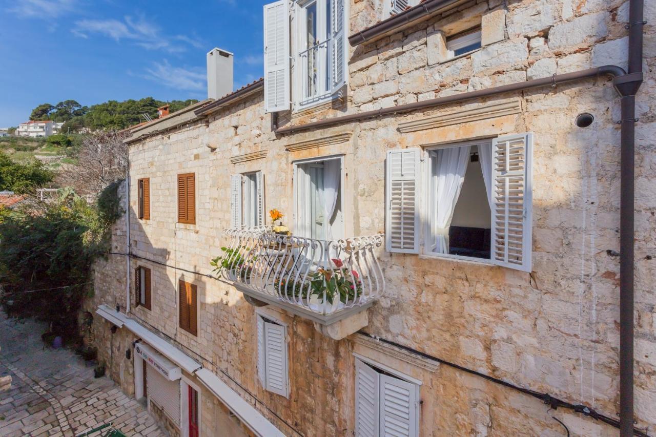Lola Apartments - Zf Hvar Hvar Town Esterno foto